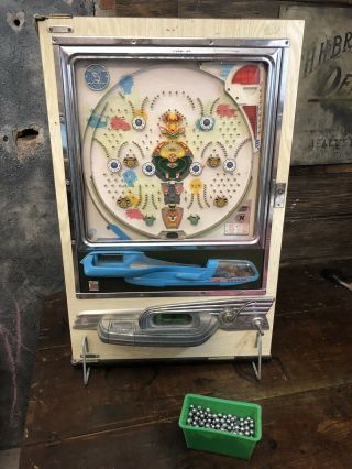 Vintage Sankyo Pachinko Japanese Pinball Machine Arcade Game