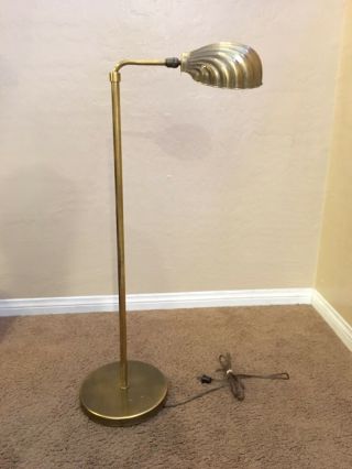 Vintage Brass Clam Shell Floor Lamp Gooseneck Hollywood Regency Mid - Century