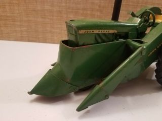 VINTAGE 1/16 JOHN DEERE 3010 TOY TRACTOR WITH LONG NOSE CORN PICKER 2