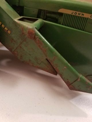 VINTAGE 1/16 JOHN DEERE 3010 TOY TRACTOR WITH LONG NOSE CORN PICKER 6