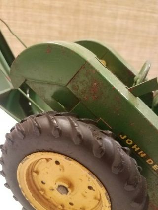 VINTAGE 1/16 JOHN DEERE 3010 TOY TRACTOR WITH LONG NOSE CORN PICKER 7