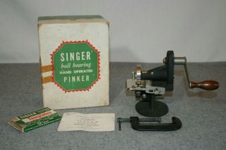 Vintage Singer Hand Operated Pinker Machine 121379 Button Holer Template 160506
