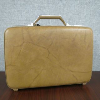 Vintage American Tourister Brown Hard Shell Briefcase Attache Key locks 8