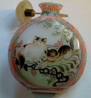 OLD ORIENTAL SNUFF/ SCENT BOTTLE PERFECT,  PAINTED CATS DECORATION,  NO CHIPS,  TOP 3