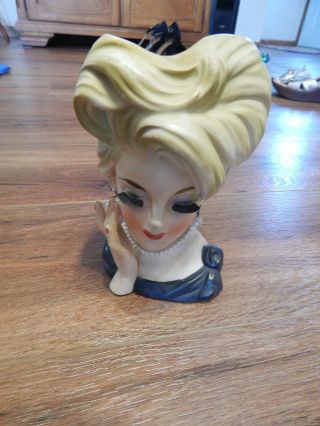Vintage Blonde Lady Head Vase Planter W/ Pearl Jewelry Red Nails Lashes A - 174