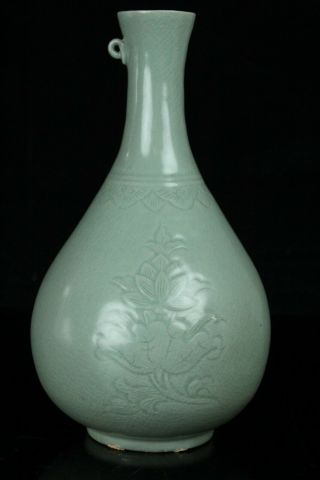 Jun084 Korean Goryeo Celadon Porcelain Engraving Pot Vase Bottle