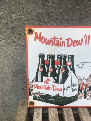 VINTAGE MOUNTAIN DEW PORCELAIN SIGN,  SODA POP,  GAS STATION,  FOUNTAIN DATED 1961 4