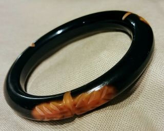Vintage Bakelite Carved Black Butterscotch Bangle Bracelet