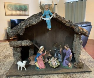 Vintage Fontanini Nativity Depose Italy Set Of 7 Figures With Creche Stable