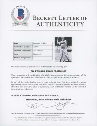 JOE DIMAGGIO signed vintage 8x10 Black & White photo - AUTOGRAPH BAS certified 3