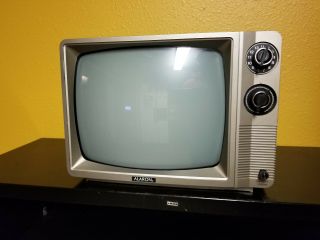 Vintage Alaron Portable B&W TV Black and White Wood Grain Television Set 1980 ' s 2