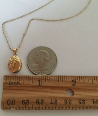 Vintage? Antique? Dainty 0.  9 gram 585 / 14k Yellow Gold Locket Pendant Nouveau? 5