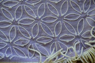 LARGE/Full Vintage 1940 ' s Hofmann Chenille Bedspread Lavender White Daisy Fringe 8