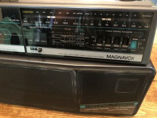 Vintage Magnavox D8300 AM/FM Radio Dual Deck Cassette Ghetto Blaster Boombox 4