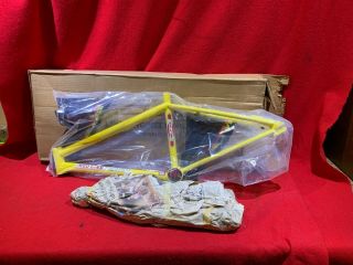 NOS VINTAGE REDLINE MX - II FRAME AND FORK YELLOW BMX FREESTYLE RACING 3
