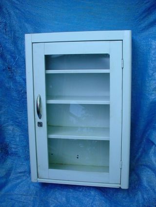 Vtg Durham Metal Doctors Office First Aid Medicine Wall Cabinet W/pullout Shelf