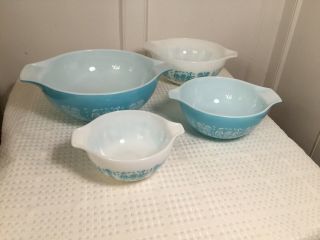 Vintage Full - Set of 4 Pyrex Glass AMISH BUTTERPRINT Turquoise White Mixing Bowls 2