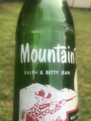 Vintage Hillbilly Mountain Dew Soda Ralph & Betty Jean Very Rare Soda Bottle