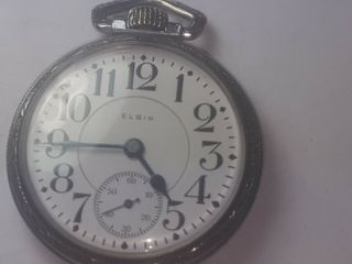 Vintage Elgin B.  W Raymond 19 Jewels Pocket Watch