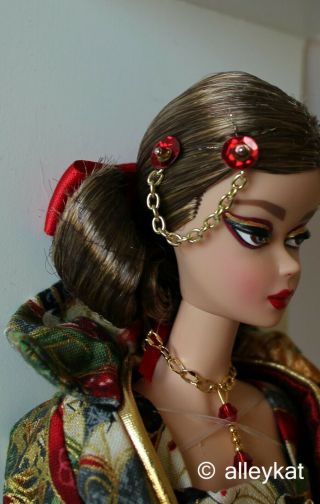2019 Grant A Wish Convention Ultra Rare Treasure Hunt Silkstone Doll 6