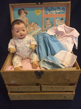 1930s Mold 1 Effanbee Dy - Dee 15” Baby Doll Layette Trunk,  Dresses,  Pjs
