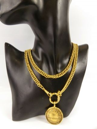 r1327 Auth CHANEL Vintage 31 Rue Cambon CC Medallion Gold Plated Chain Necklace 3