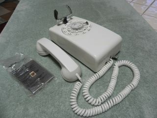 Nos 1964 White Western Electric Bell System 554 Rotary Wall Telephone - Vintage