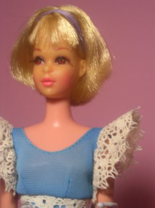 Vintage Francie Hair Happenin ' s Model 1122 Headband,  Turquoise Dress 6