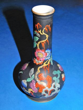 Antique Vintage Slender Necked Chinese Oriental Hand Painted Famille Noire Vase
