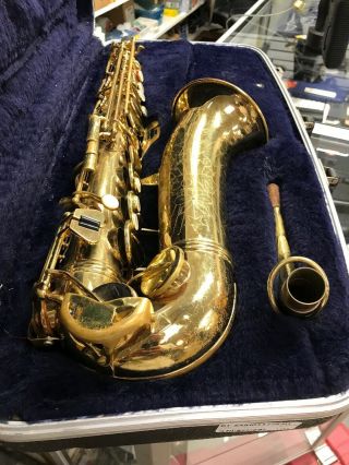 VINTAGE CONN SHOOTING STARS ALTO SAXOPHONE,  CONN CASE,  HAS WEAR FROM USE 3