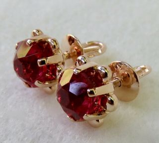 Vintage Russian 2 Ct Ruby Paste 14k Gold Stud Earrings Screw Posts Hammer Sickle