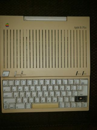 Vintage Apple Iic Plus Model A2s4500 Computer