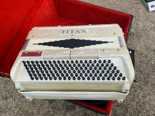 Vintage Titan Titano Pearl White Accordion Italy Fancy RARE ESTATE FIND 2