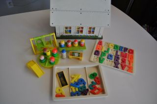 Vintage Fisher Price Little People School House