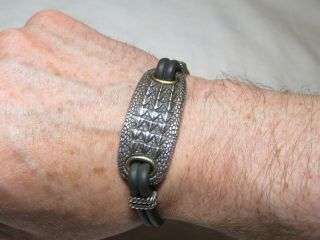 RARE David Yurman Men ' s Sterling Silver 18k Gold Alligator Black Rubber Bracelet 8