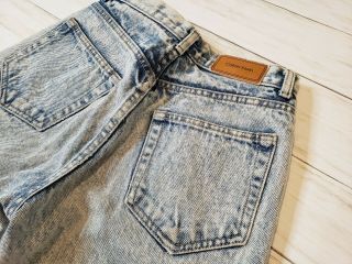 Calvin Klein Womens Vintage High Rise Jeans Light Stone Wash Size 4 3