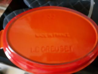 Le Creuset ' s 32 & 24 Au Gratin Casserole Vintage Flame Orange Set of 2 3