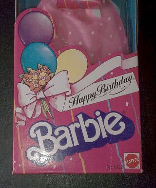 Mattel Barbie Doll Beauty Happy Birthday 1922 1983 NRFB Juliecon 3