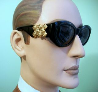 Vintage Versace Sunglasses Black& Gold mod.  420D 801 tag case cloth 6