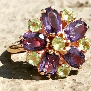 Vintage Peridot And Amethyst Floral Cocktail Ring 14k Gold Sz 5 5.  3 Grams