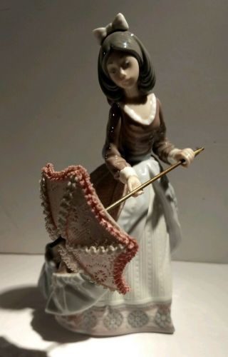 Vtg Lladro 5210 Jolie Girl With Parasol Great Cond.  /chipped Umbrella