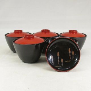 H728 Japanese Old Lacquer Ware 5 Covered Bowls W/good Makie Of Field Horsetail