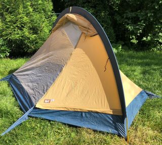 Moss Solus 2 Tent - Near Rare Find