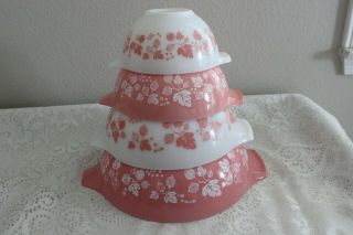 VINTAGE PYREX PINK GOOSEBERRY CINDERELLA MIXING / NESTING BOWL SET EUC 3