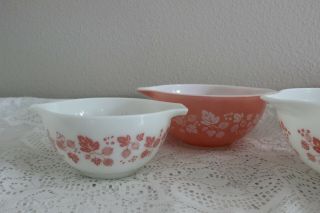 VINTAGE PYREX PINK GOOSEBERRY CINDERELLA MIXING / NESTING BOWL SET EUC 6