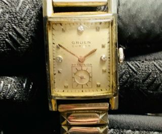 Vintage Gruen Curvex 14k White Gold & Diamond Watch In Good Order.