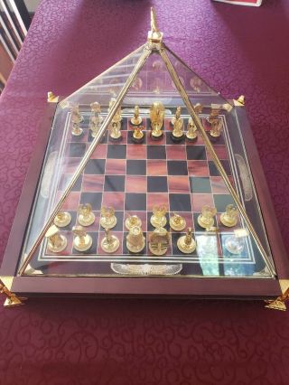 Rare Franklin King Tut Egyptian 24k Gold Plated Chess Set W/ Glass Top