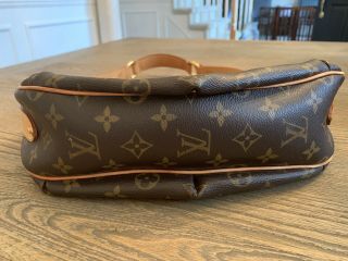 Authentic Rare Louis Vuitton Tulum PM Handbag 9