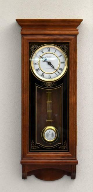 Vintage Verichron Quartz Wall Clock Model Ds 4001 W/ Westminster Chimes