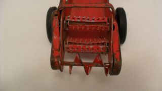 Vintage Toy Farm Implement Tractor Spreader McCormick Deering,  Toy Disc No brand 2